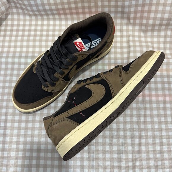 Nike Travis Scott X Air Jordan 1 Retro Low Og Mocha - Picture 4 of 6